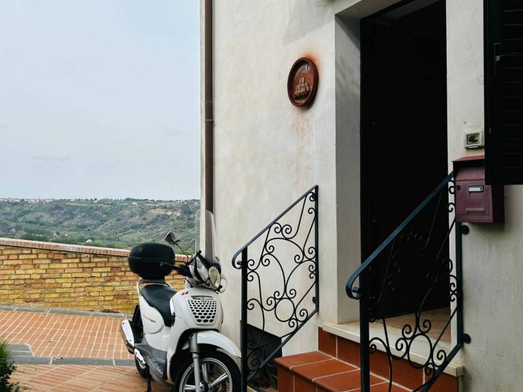 casa indipendente in vendita a Lanciano