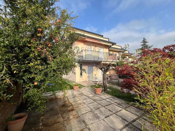 casa indipendente in vendita a Lanciano