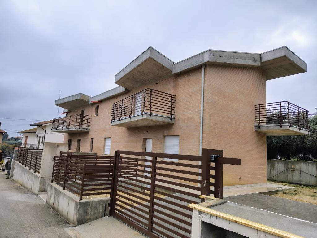 casa indipendente in vendita a Lanciano