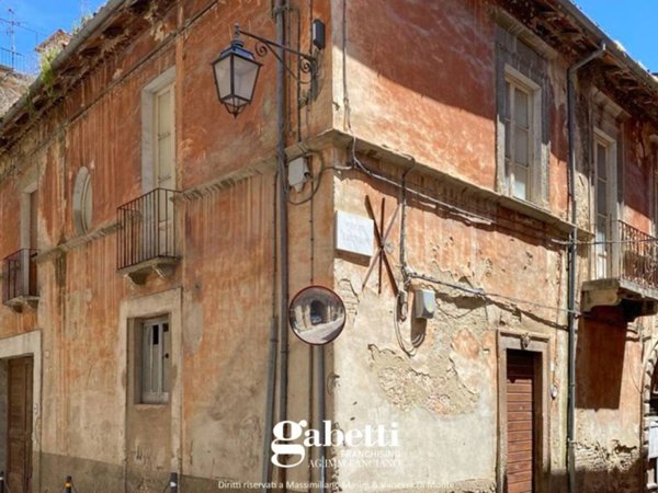 casa indipendente in vendita a Lanciano