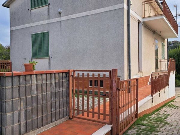 casa indipendente in vendita a Lanciano in zona Fontanelle
