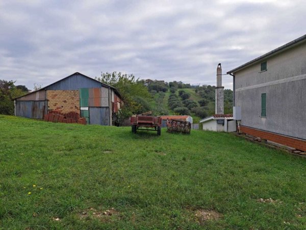 casa indipendente in vendita a Lanciano in zona Fontanelle