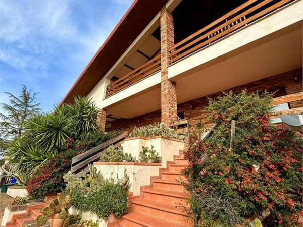 casa indipendente in vendita a Lanciano