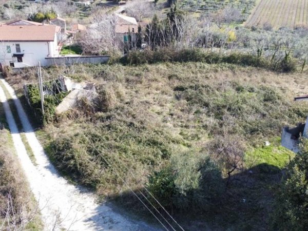 terreno agricolo in vendita a Lanciano in zona Marcianese