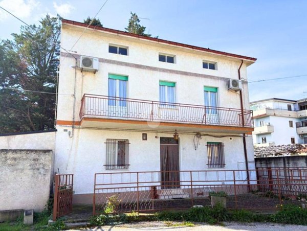 casa indipendente in vendita a Lanciano