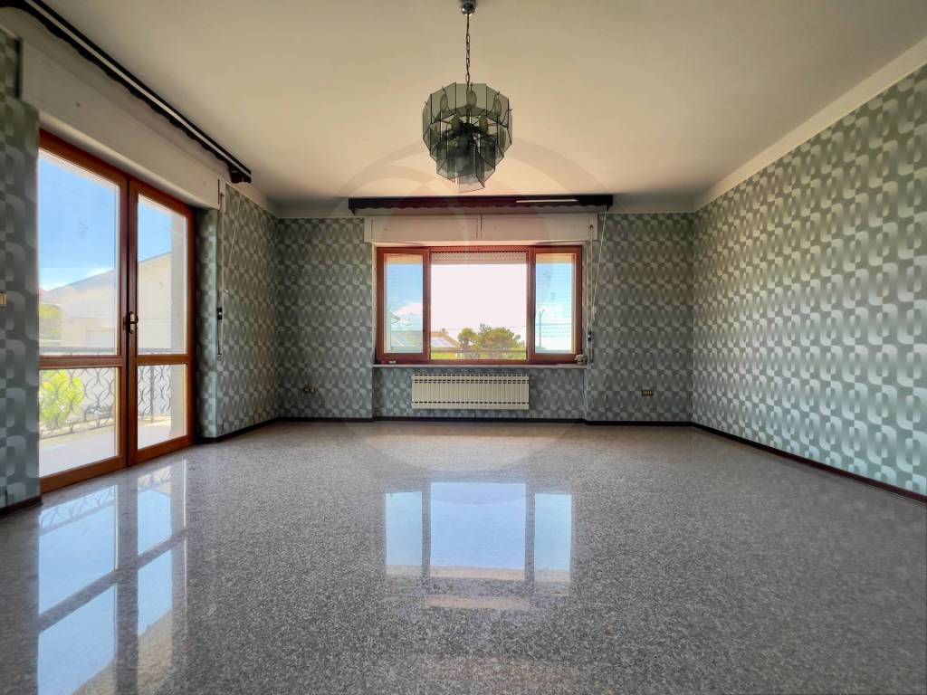 appartamento in vendita a Lanciano in zona Marcianese