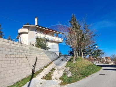 casa indipendente in vendita a Lanciano