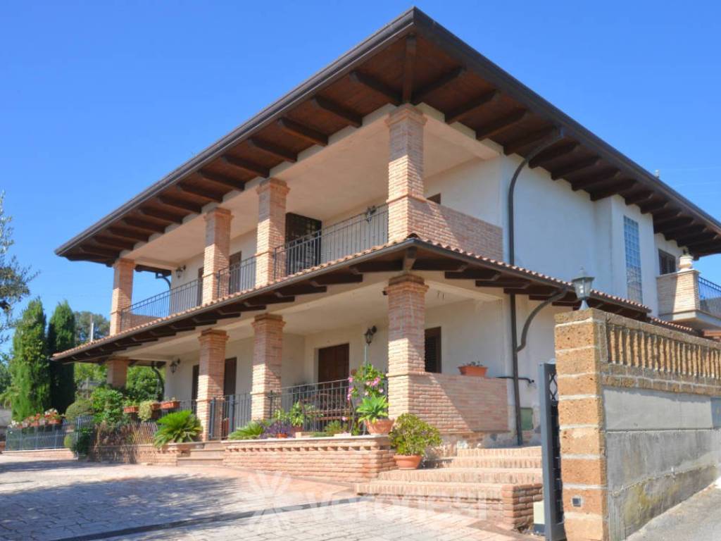 casa indipendente in vendita a Lanciano