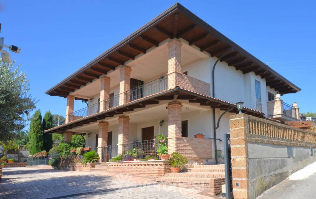 casa indipendente in vendita a Lanciano