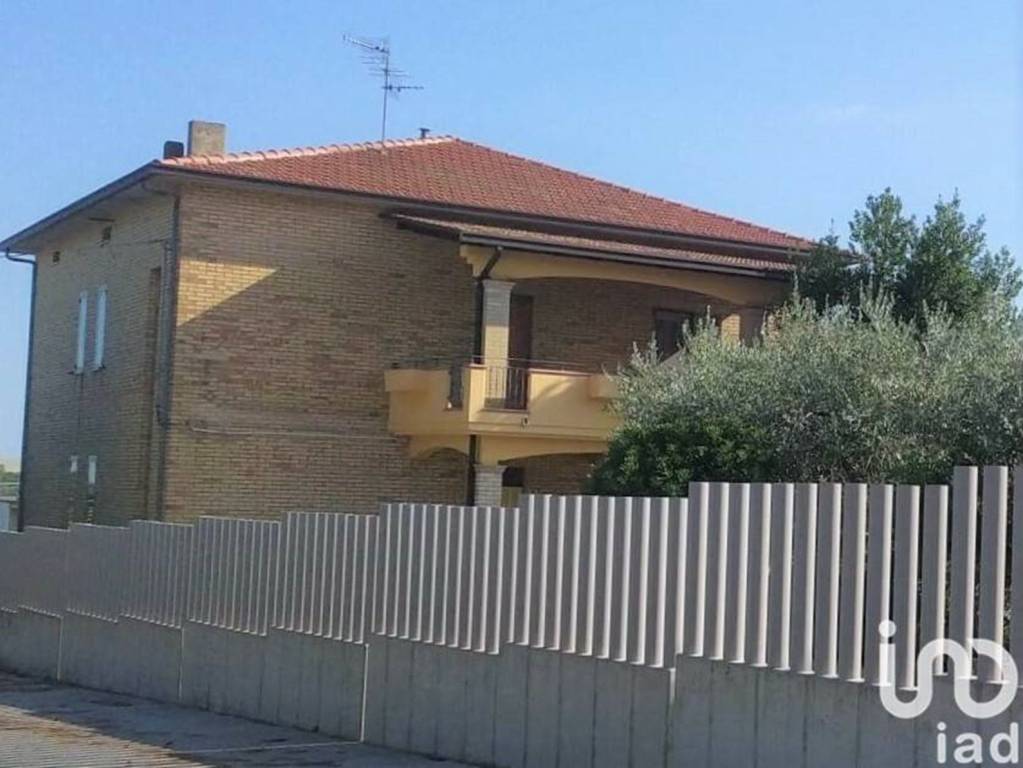 casa indipendente in vendita a Lanciano in zona Torre Sansone