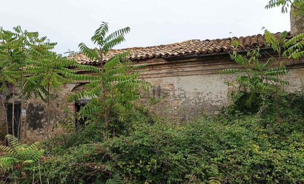 casa indipendente in vendita a Lanciano in zona Sant'Onofrio