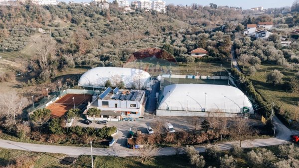 ufficio in vendita a Lanciano in zona Marcianese