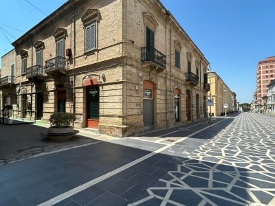 locale commerciale in vendita a Lanciano