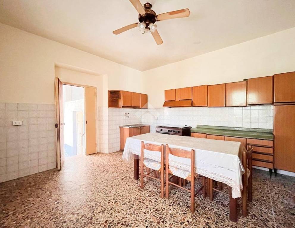 casa indipendente in vendita a Lanciano in zona San Iorio