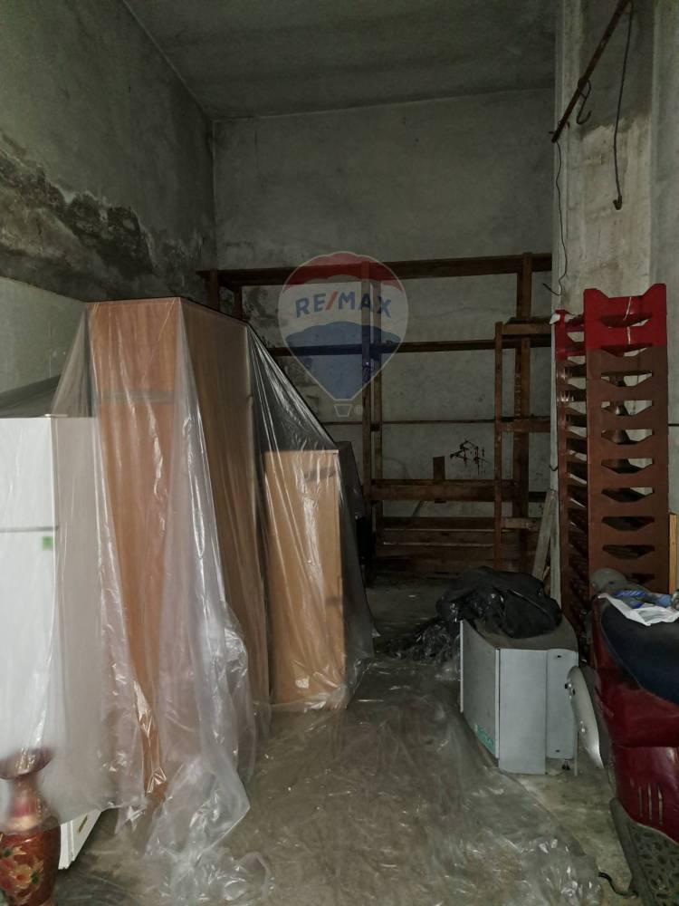 locale di sgombero in vendita a Lanciano
