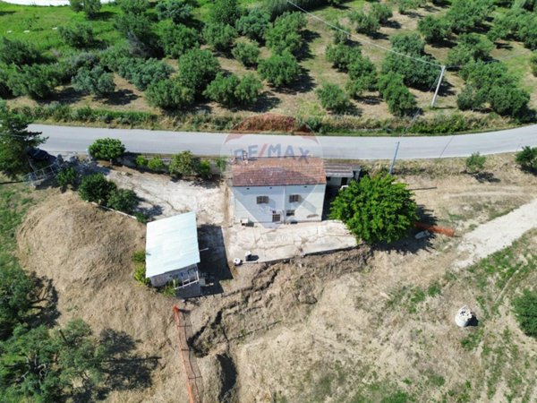 casa indipendente in vendita a Lanciano
