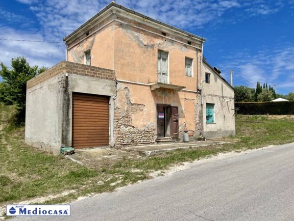 casa indipendente in vendita a Lanciano in zona Serre