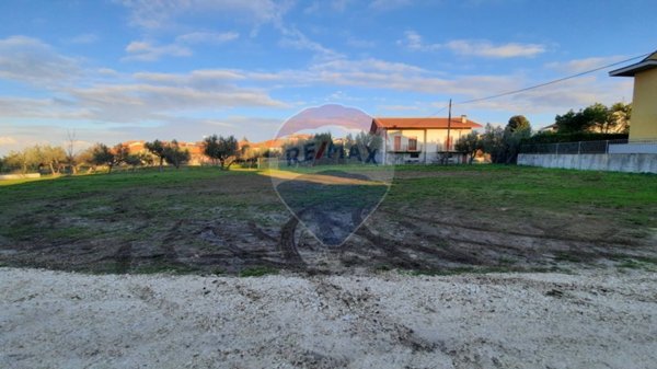 casa indipendente in vendita a Lanciano in zona Villa Martelli