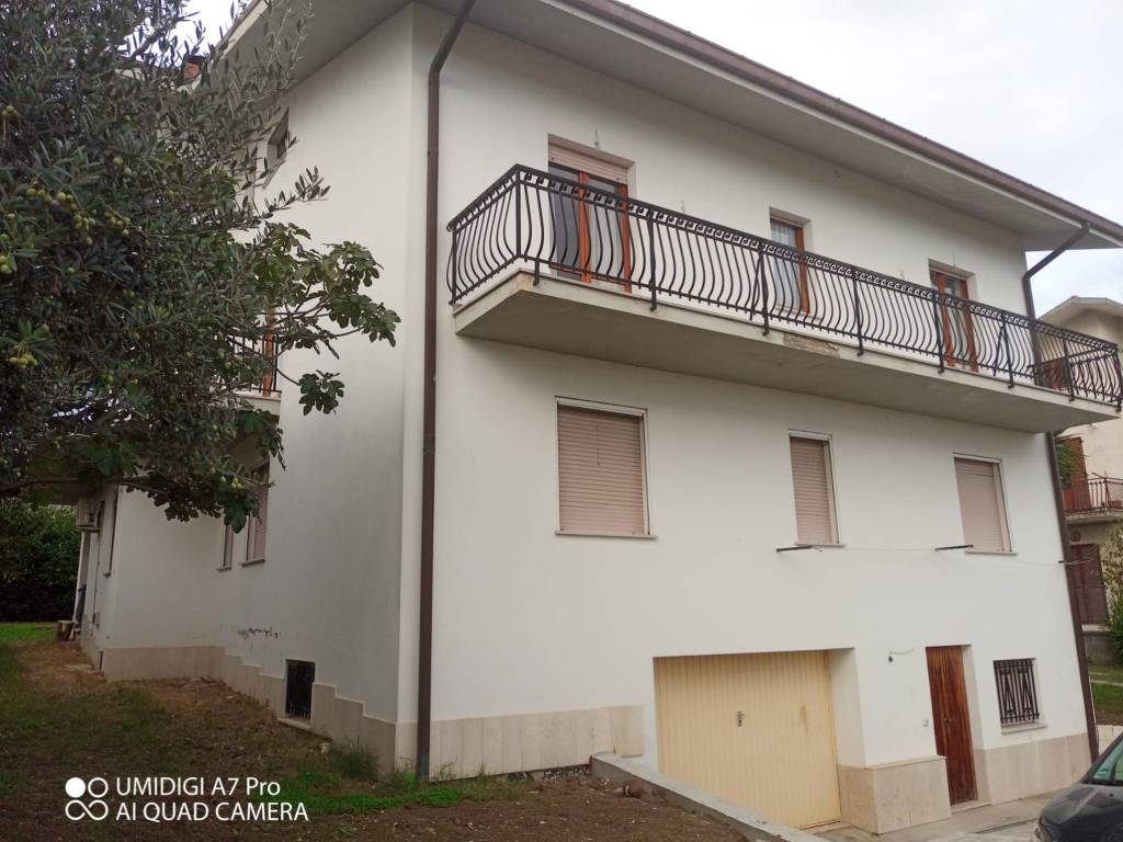 casa indipendente in vendita a Lanciano