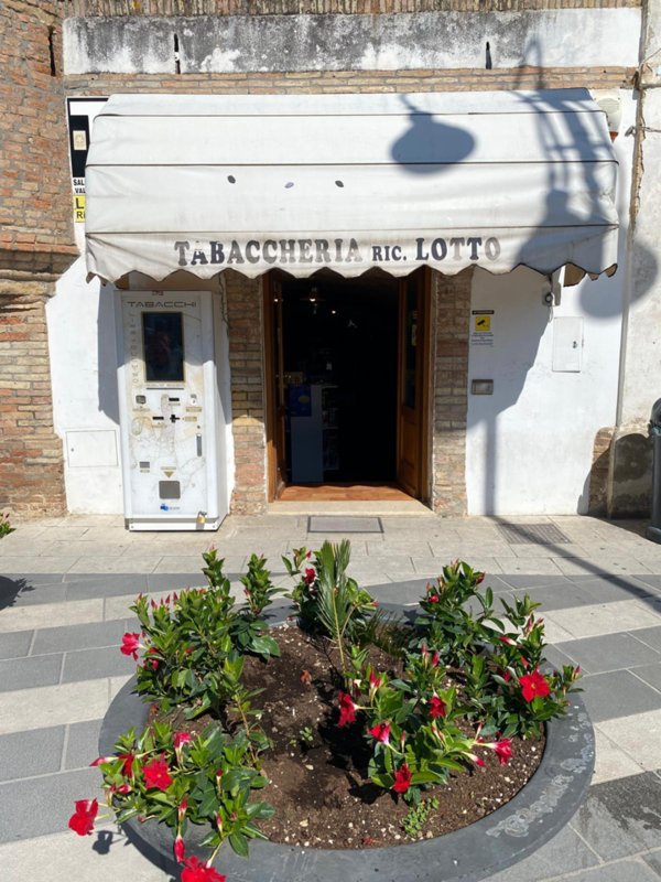 locale commerciale in vendita a Lanciano