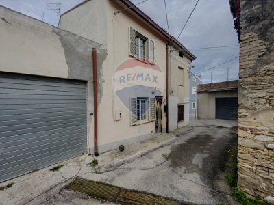 casa semindipendente in vendita a Lanciano