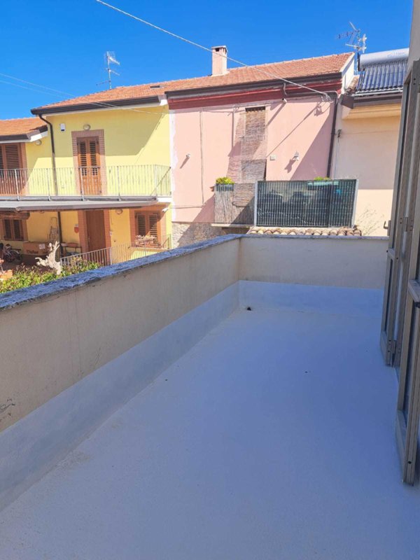 casa indipendente in vendita a Lanciano in zona Marcianese