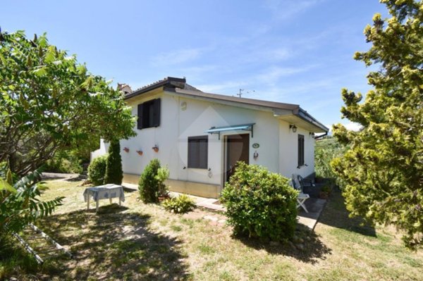 casa indipendente in vendita a Lanciano in zona Marcianese