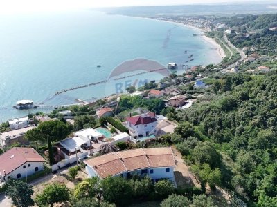 casa indipendente in vendita a Lanciano