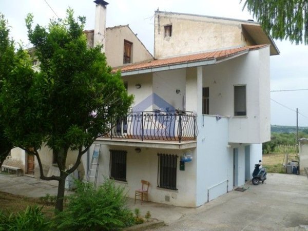 casa indipendente in vendita a Lanciano in zona Costa di Chieti