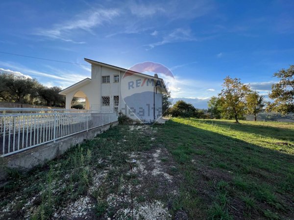 casa indipendente in vendita a Lanciano
