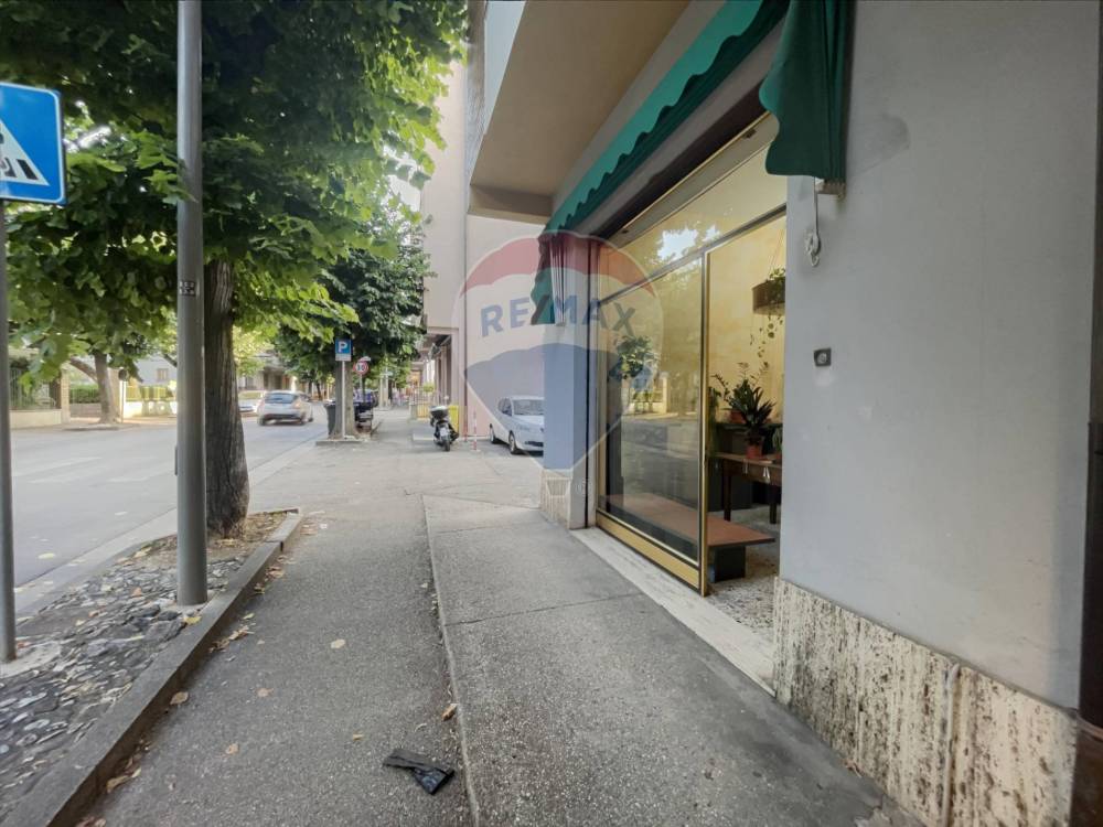 locale commerciale in vendita a Lanciano