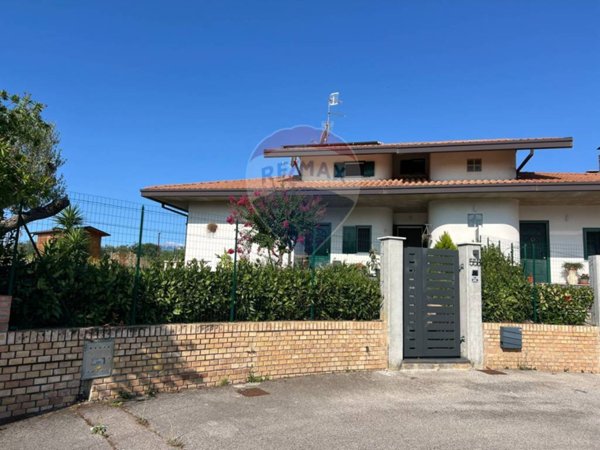 casa indipendente in vendita a Lanciano