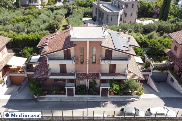 casa indipendente in vendita a Lanciano in zona Marcianese