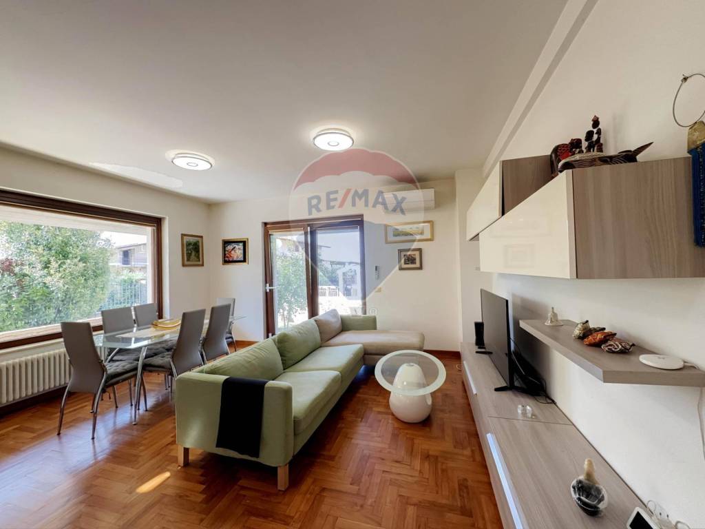 casa indipendente in vendita a Lanciano