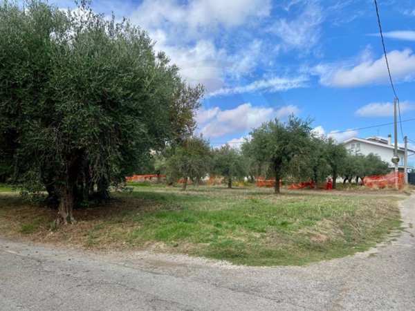 terreno edificabile in vendita a Lanciano