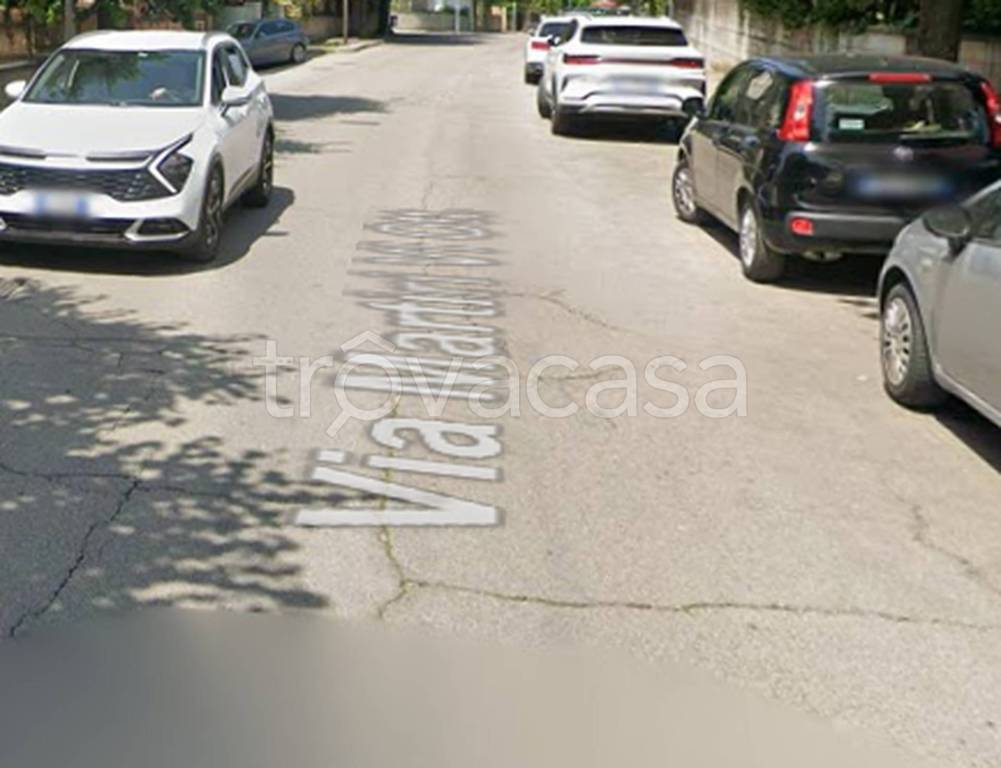 locale commerciale in vendita a Lanciano
