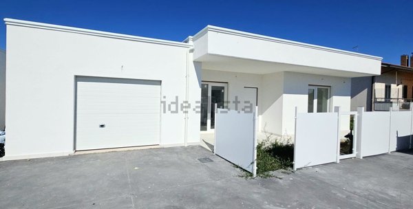 casa indipendente in vendita a Lanciano