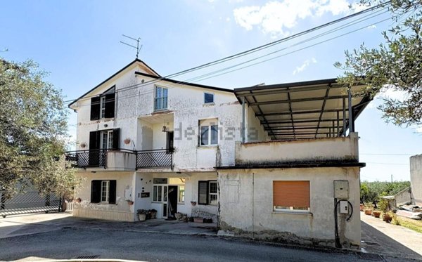 casa indipendente in vendita a Lanciano
