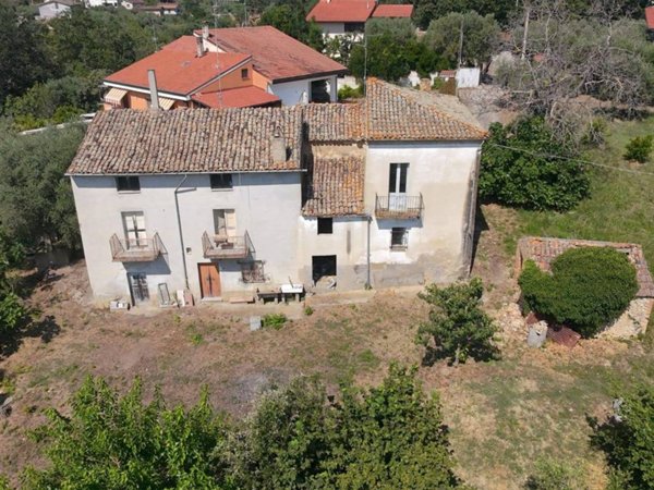 casa indipendente in vendita a Lanciano in zona Santa Croce