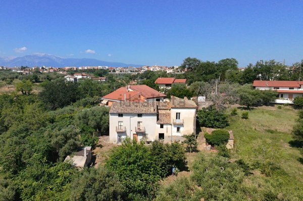 casa indipendente in vendita a Lanciano in zona Santa Croce