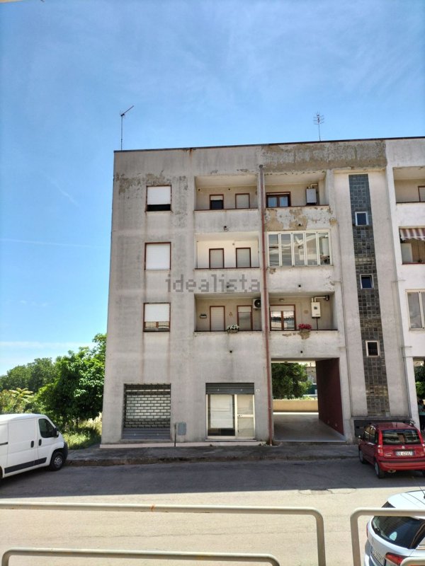 locale commerciale in vendita a Lanciano