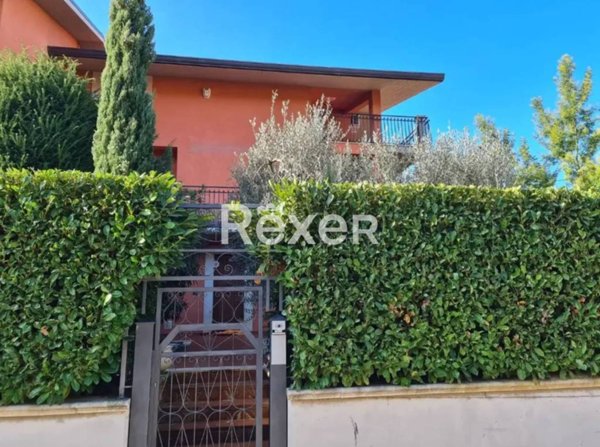 casa indipendente in vendita a Lanciano