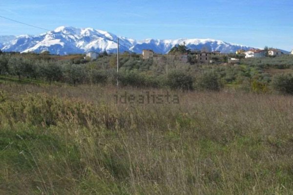 casa indipendente in vendita a Lanciano in zona Follani