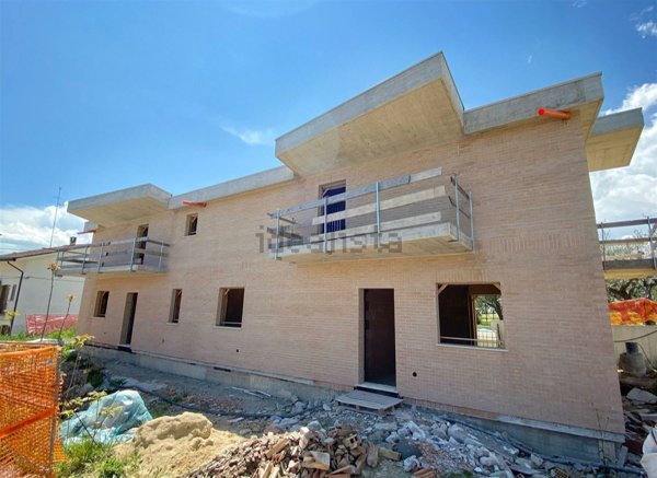 casa indipendente in vendita a Lanciano