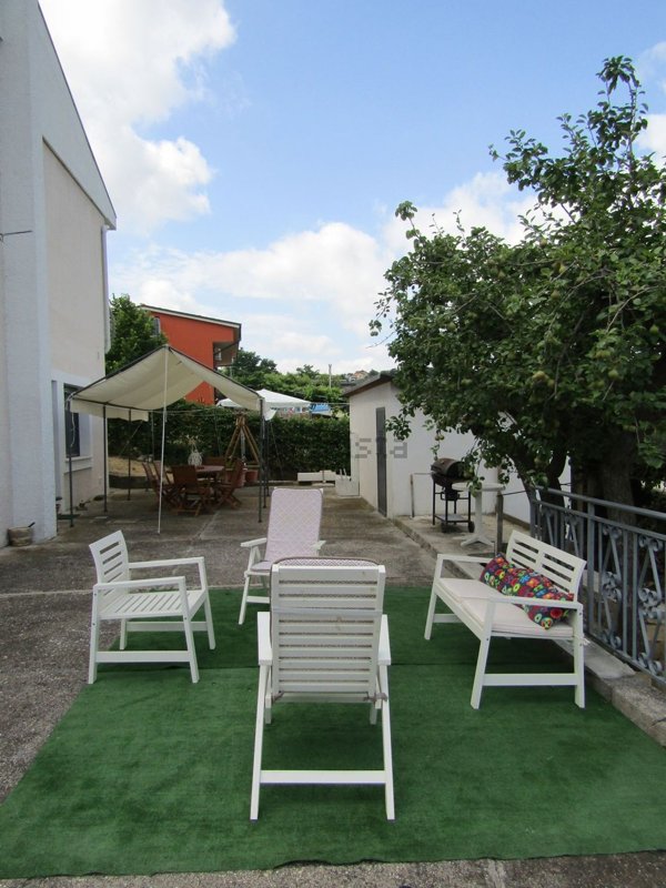 casa indipendente in vendita a Lanciano