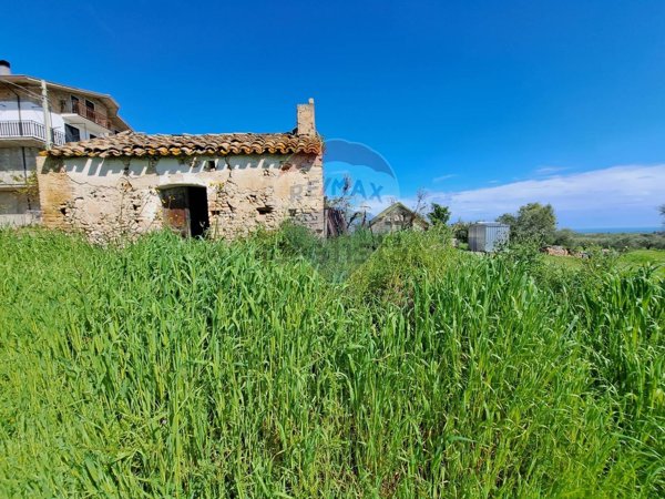casa indipendente in vendita a Lanciano