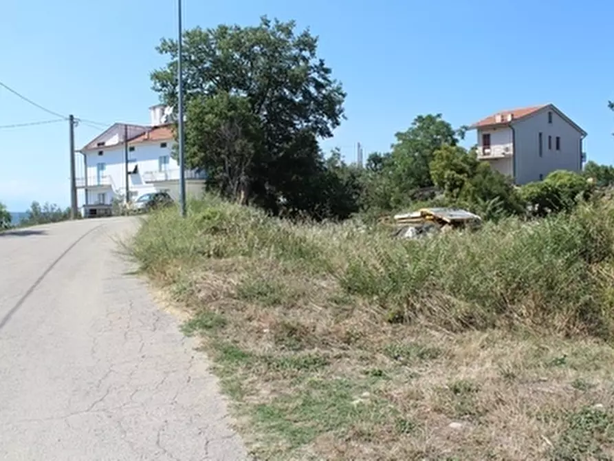 terreno industriale in vendita a Lanciano in zona Marcianese