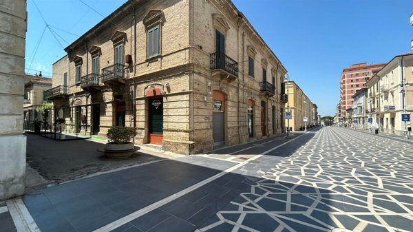 locale commerciale in vendita a Lanciano