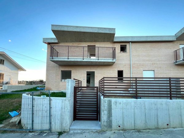 casa indipendente in vendita a Lanciano