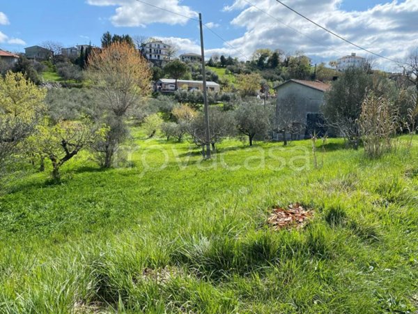 casa indipendente in vendita a Lanciano in zona Marcianese